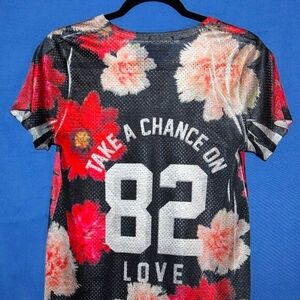 Love J "Take A Chance On Love" Floral Jersey Top - Women's Size M - Black Multic